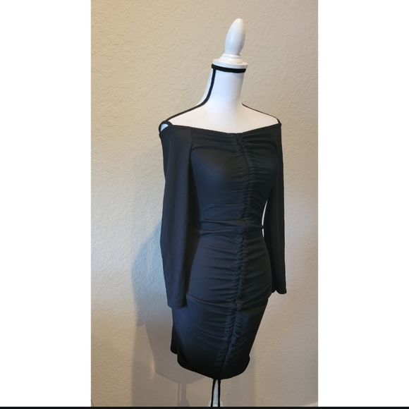 Femme Luxe Black Off The Shoulder Ruched Dress - Picture 2 of 3